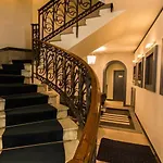 Piazza Di Spagna Studio Apartment